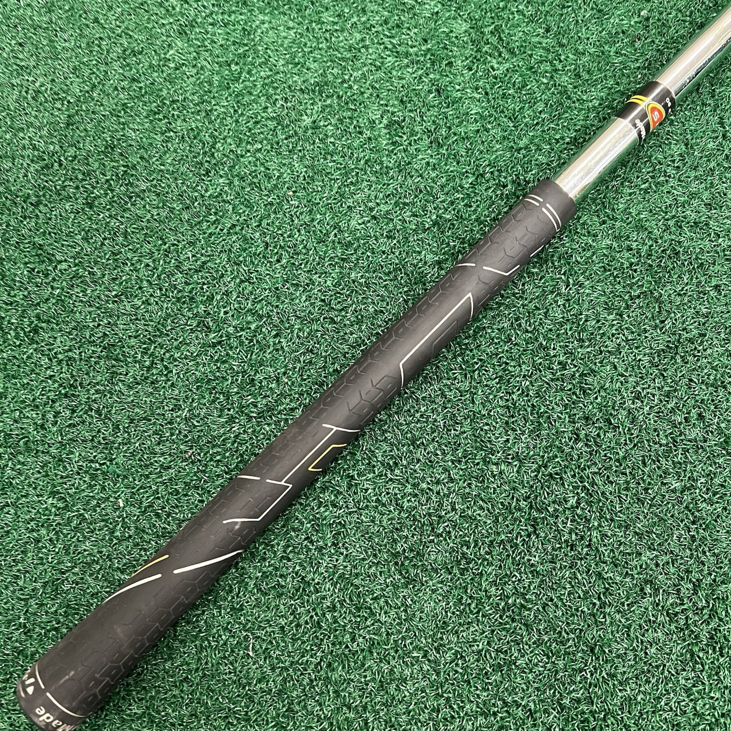 TaylorMade r7 Draw 4 Iron RH TaylorMade Stiff Flex Steel Shaft Men's Right Hand