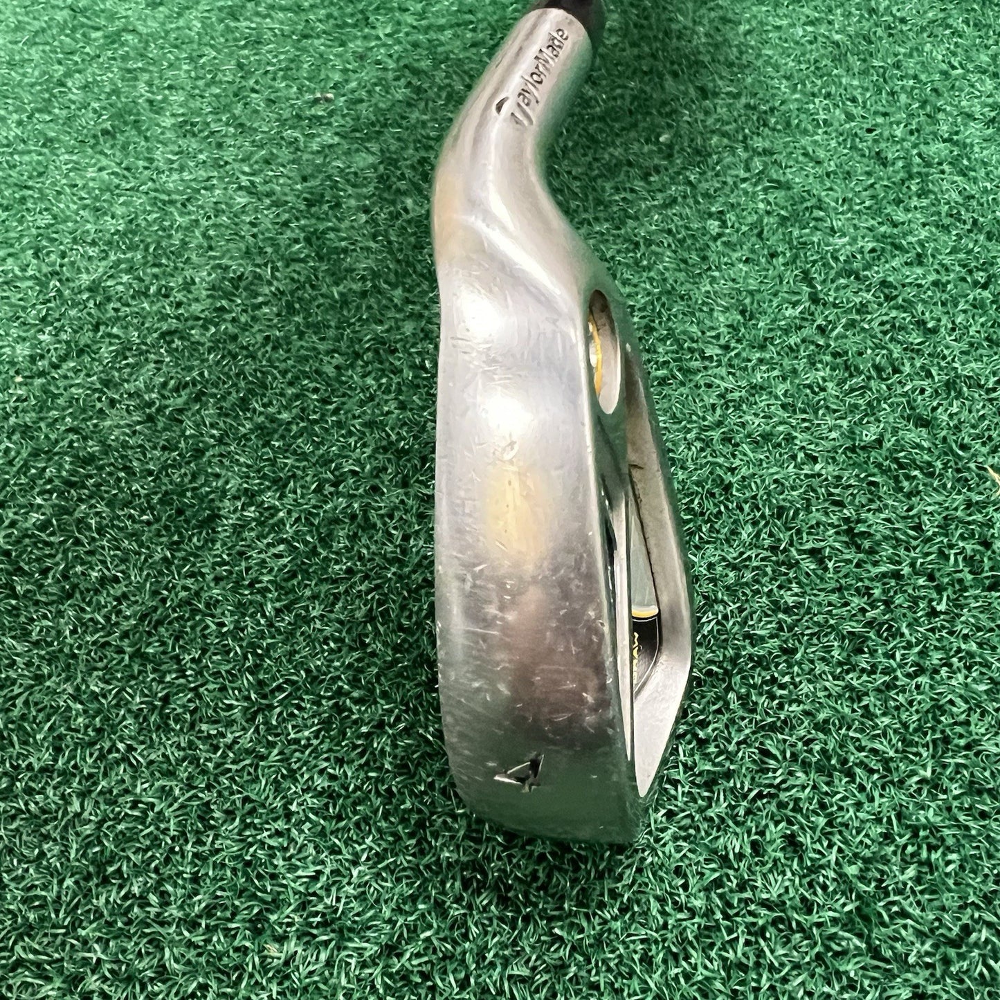 TaylorMade r7 Draw 4 Iron RH TaylorMade Stiff Flex Steel Shaft Men's Right Hand