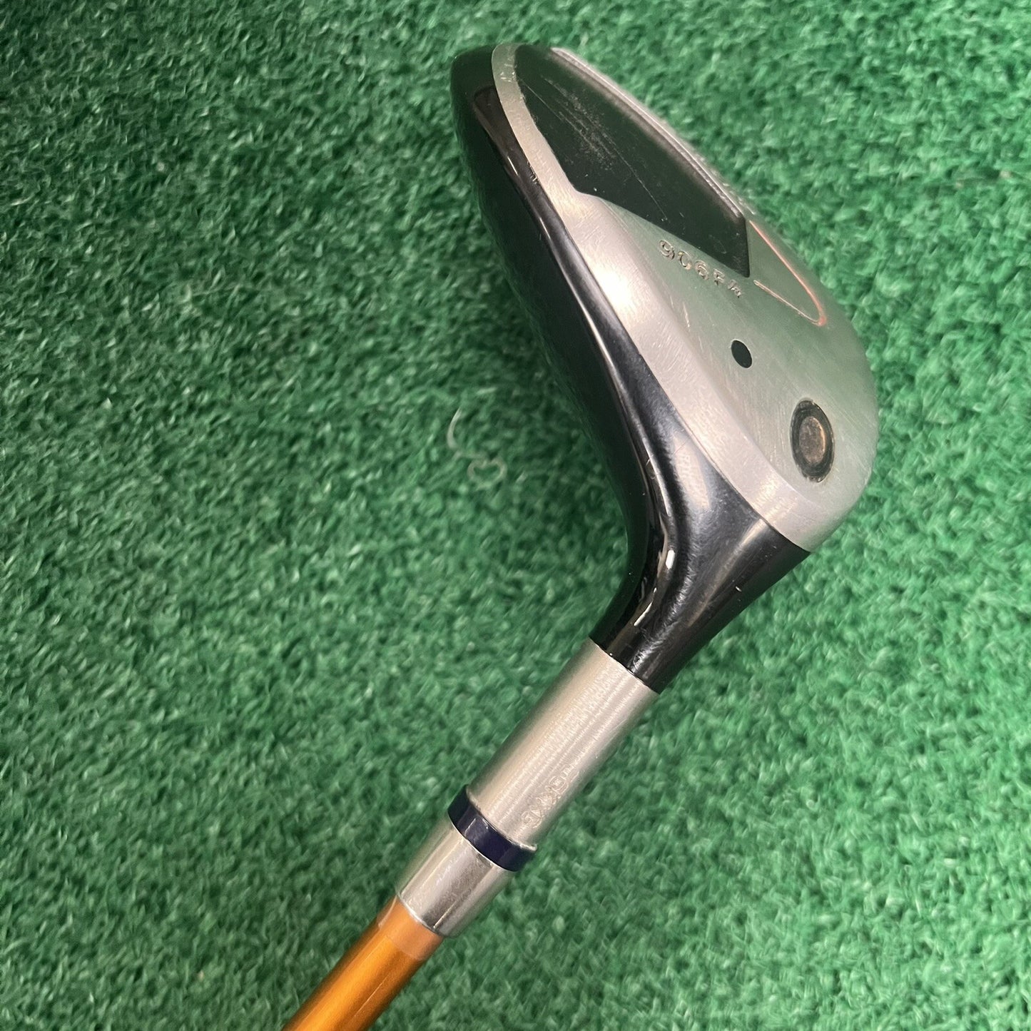 Titleist Pt 906F4 15.5° 3 Fairway Wood Right Handed Regular Flex Graphite Shaft